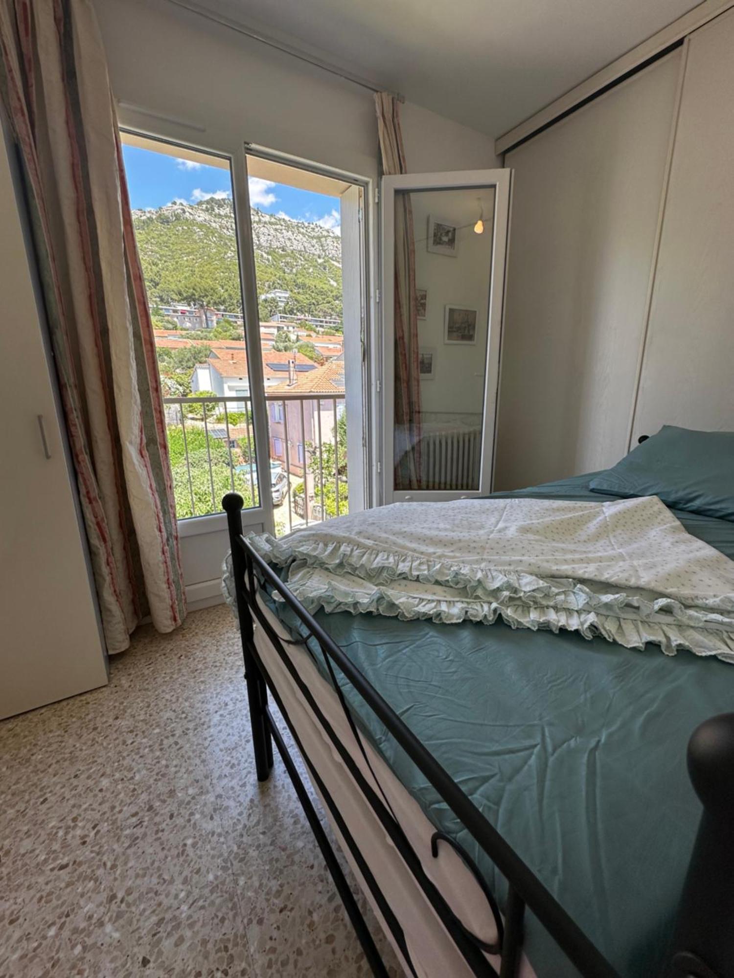 T4 Avec Terrasse Et Garage Prive Apartment Тулон Екстериор снимка